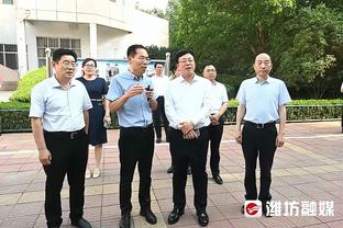 记者：法兰克福接近与埃基蒂克达口头协议，正计划与巴黎谈判